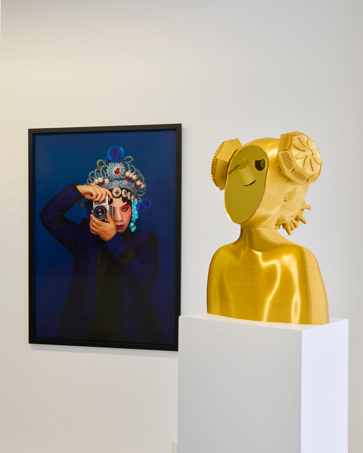 Unmask opera 03 — photographie de Chun Hua Catherine Dong (vue 2) · Galerie Charlot